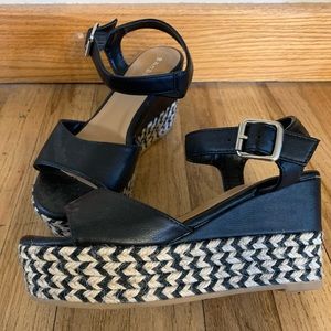 Platform leather sandals
